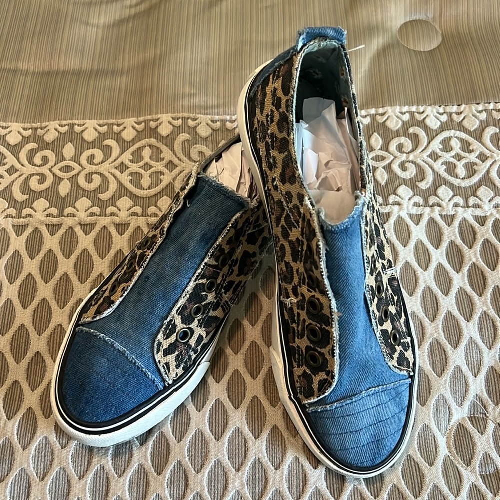 Gypsy Jazz Double Sided Leopard Shoes 8